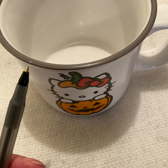 Hello Kitty Sanrio Halloween Pumpkin Mug 20 oz - Picture 6 of 9